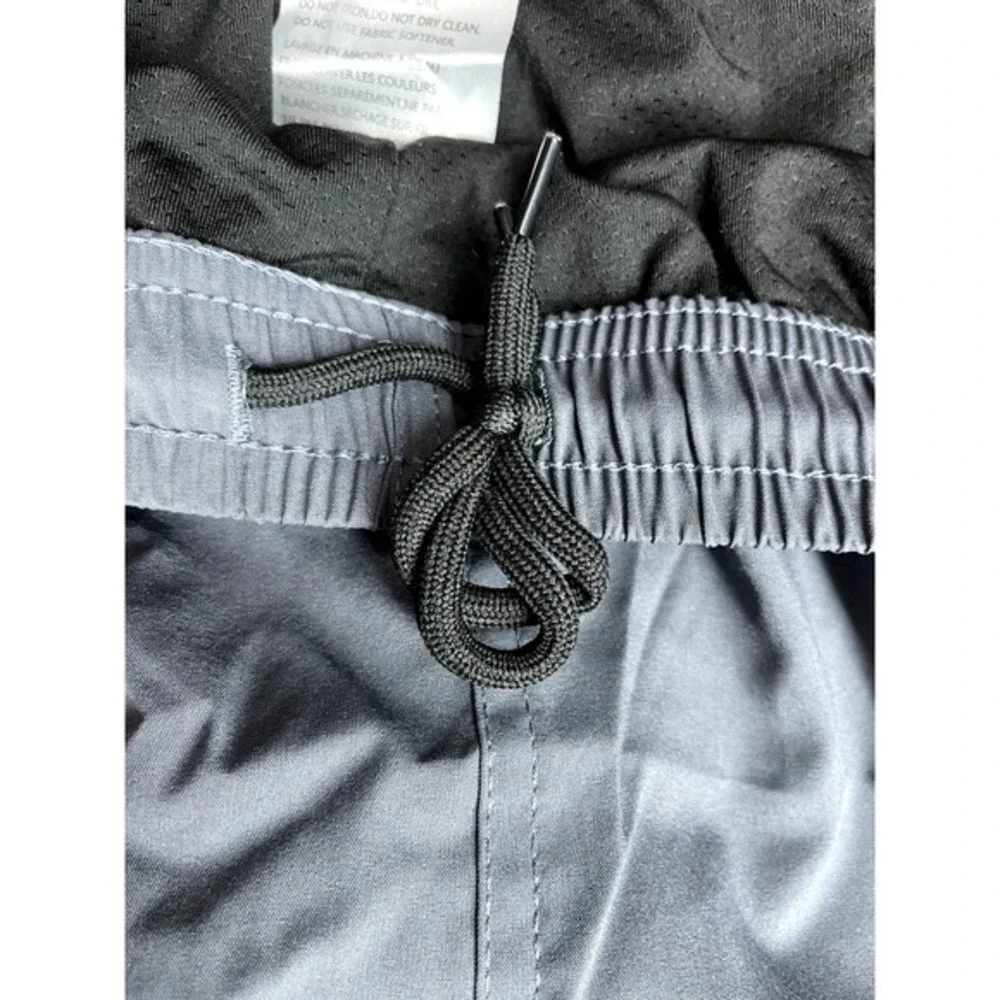Spowind Cycling Shorts Mens XXL Gray Black Padded Biking Gear‎